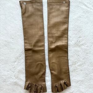 CHANEL women bronze gloves Authentic